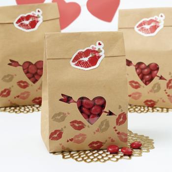 SALE Wilton Paper Bag Kit Hearts Kraft #W9806