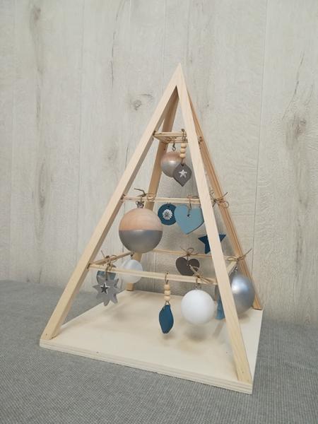 Artemio Pyramid Christmas Tree Kit 14003246