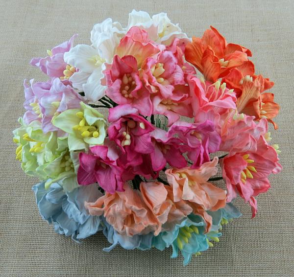 50 Mixed Colour Mulberry Paper Lily Flowers #367