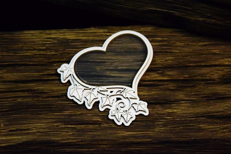 SnipArt Shaker Box Decorated Heart Left