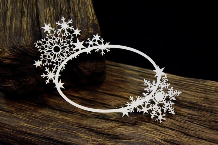 SnipArt Chipboard Frosty Moments Snowflake Frame Oval #24024